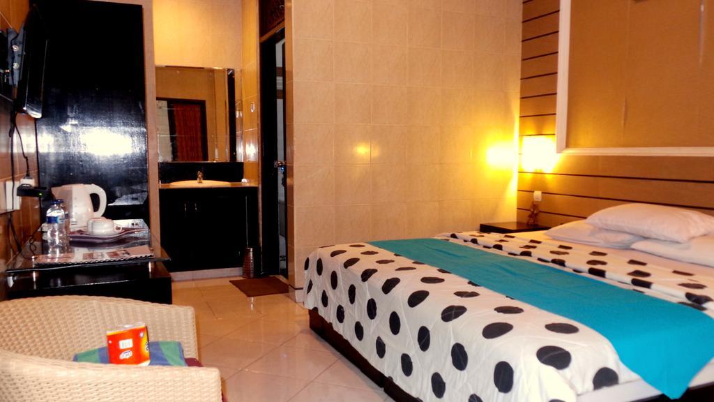 Denays House Jimbaran Exterior foto