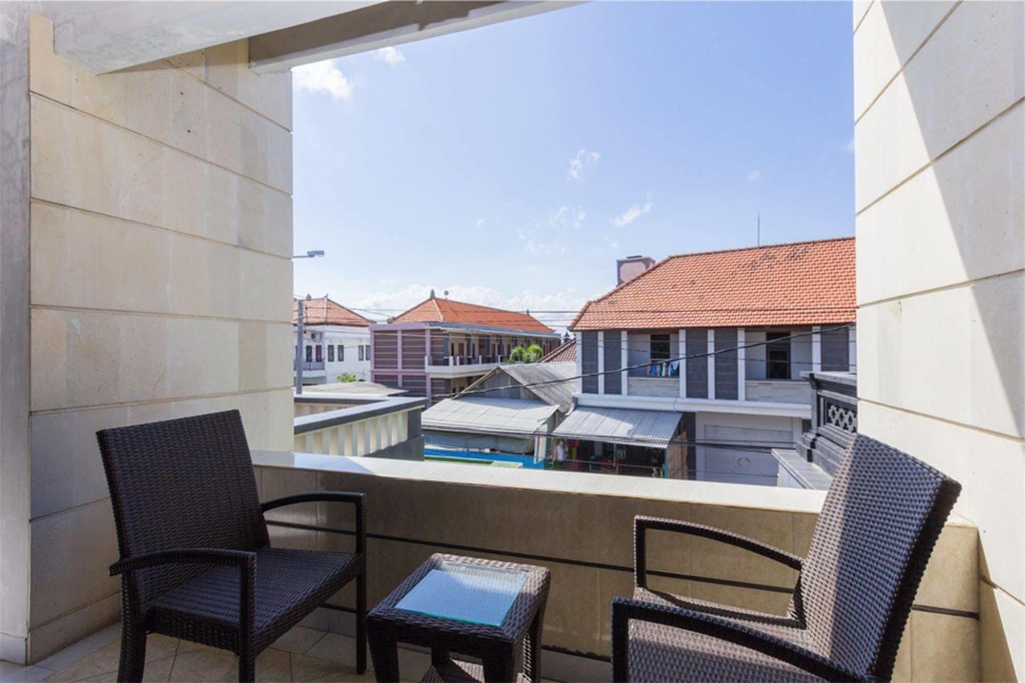Denays House Jimbaran Exterior foto